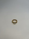 Guldbelagt Flettet Hjerte Hvid Sten Ring - Elegant og Romantisk